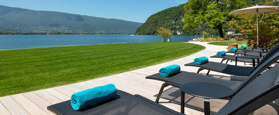 Auberge du Père Bise ★★★★ - An exclusive hotel set on Europe’s purest lake. - Annecy, France