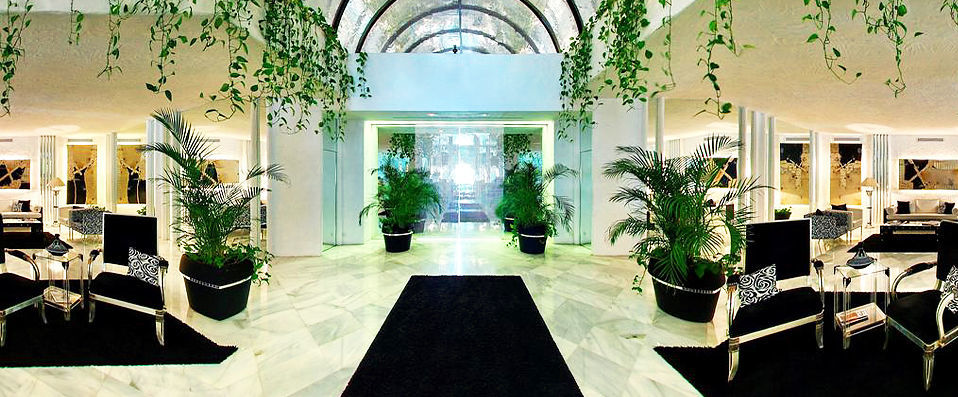 Hotel Suites Albayzin Del Mar ★★★★ - A luxurious stay on the Tropical coast in Almuñecar. <b>Half board included!</b> - Andalusia, Spain