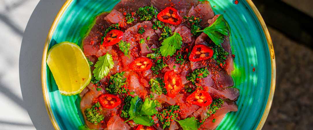 Nhow Marseille ★★★★ - Une adresse design face à la Méditerranée, entre énergie marseillaise et lignes audacieuses. - Marseille, France