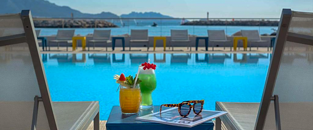 nhow Marseille ★★★★ - Une adresse design face à la Méditerranée, entre énergie marseillaise et lignes audacieuses. - Marseille, France