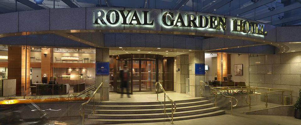 Royal Garden Hotel ★★★★★ - Découvertes culturelles & Dîner à Soho - À la découverte de Londres depuis une adresse 5 étoiles. - Londres, Royaume-Uni
