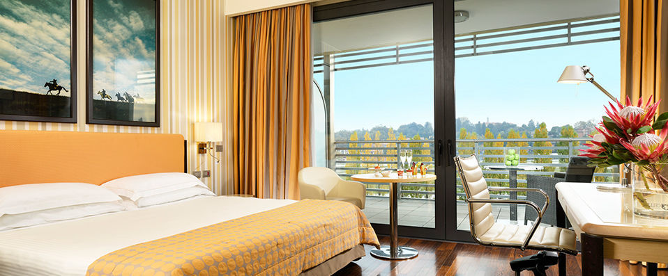 UNAHOTELS Varese - Elegant establishment in the foothills of the Italian Alps - Varese, Italy