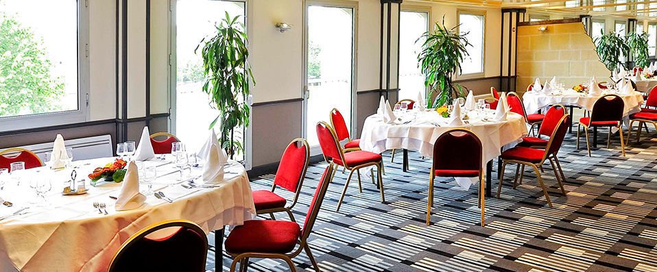 Mercure Rouen Champ-de-Mars ★★★★ - Last Minute - Escape to Normandy’s City of a Hundred Spires. - Rouen, France