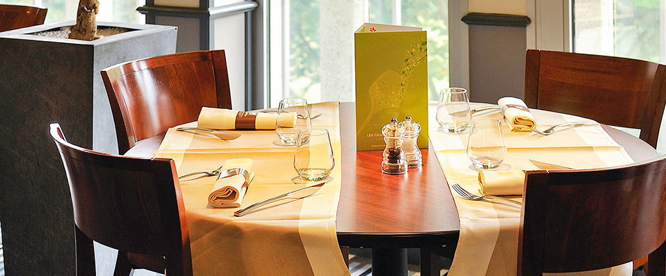 Mercure Rouen Champ-de-Mars ★★★★ - Last Minute - Escape to Normandy’s City of a Hundred Spires. - Rouen, France