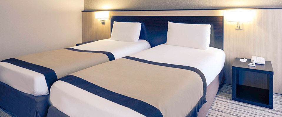 Mercure Rouen Champ-de-Mars ★★★★ - Last Minute - Escape to Normandy’s City of a Hundred Spires. - Rouen, France