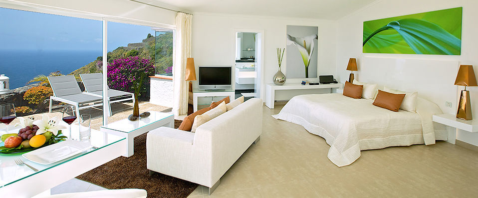 Jardin de la Paz ★★★★ - Explore a real-life garden of Eden overlooking the sea - Tenerife, Spain