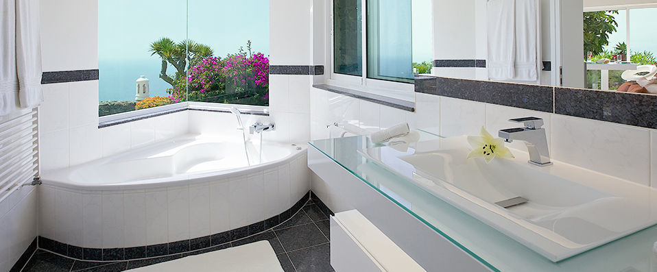 Jardin de la Paz ★★★★ - Explore a real-life garden of Eden overlooking the sea - Tenerife, Spain