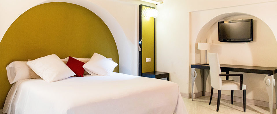 Hotel Palacio de Arizón ★★★★ - Chic Andalusian-style boutique hotel close to beach and old town - Andalusia, Spain