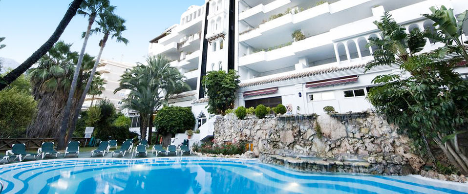 Aparthotel Monarque Sultán ★★★★ - An apartment with lush gardens and outstanding facilities in Marbella. - Marbella, Spain