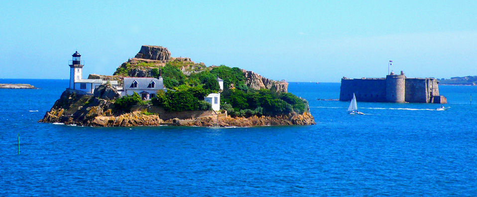 Le Brittany & Spa ★★★★ - Let the romance of this elegant and historic retreat sweep you off your feet. - Roscoff, France