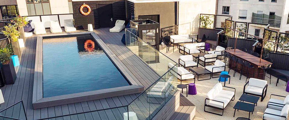 Mercure Paris Boulogne ★★★★ - Contemporary hotel ideal for lovers of the beautiful game. - Paris, France