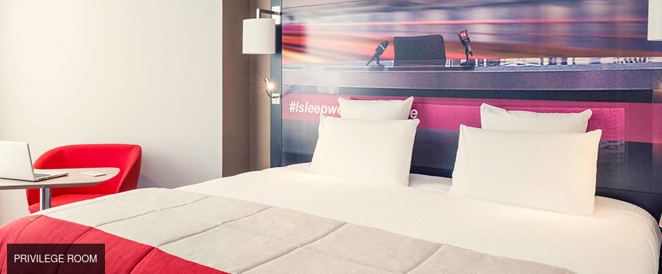 Mercure Paris Boulogne ★★★★ - Contemporary hotel ideal for lovers of the beautiful game. - Paris, France