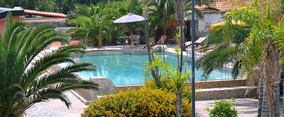 Hotel Eros ★★★★ - Island tranquillity, beachside bliss, smoking volcanoes and the God of Love. - Vulcano Island, Sicily