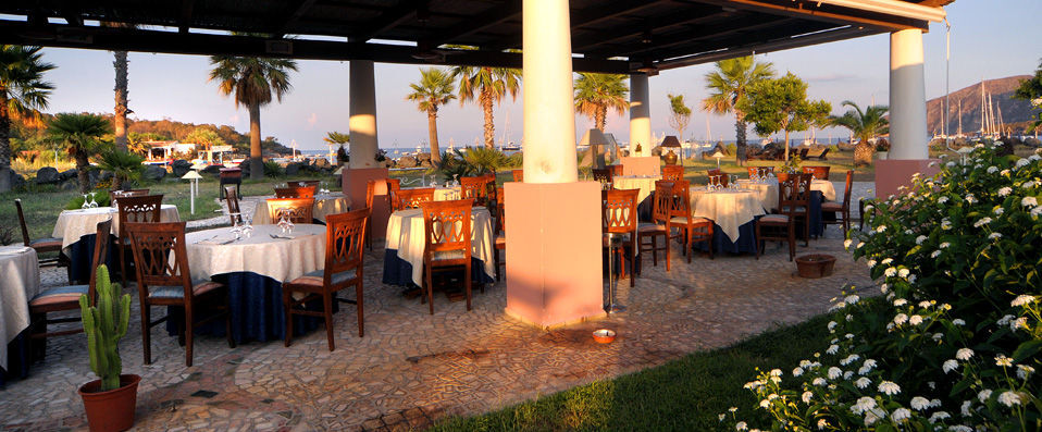 Hotel Eros ★★★★ - Un jardin au milieu des volcans - Île Vulcano, Italie