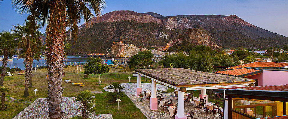 Hotel Eros ★★★★ - Un jardin au milieu des volcans - Île Vulcano, Italie