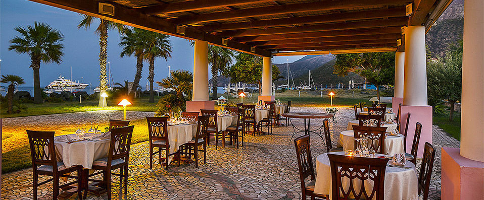 Hotel Eros ★★★★ - Un jardin au milieu des volcans - Île Vulcano, Italie