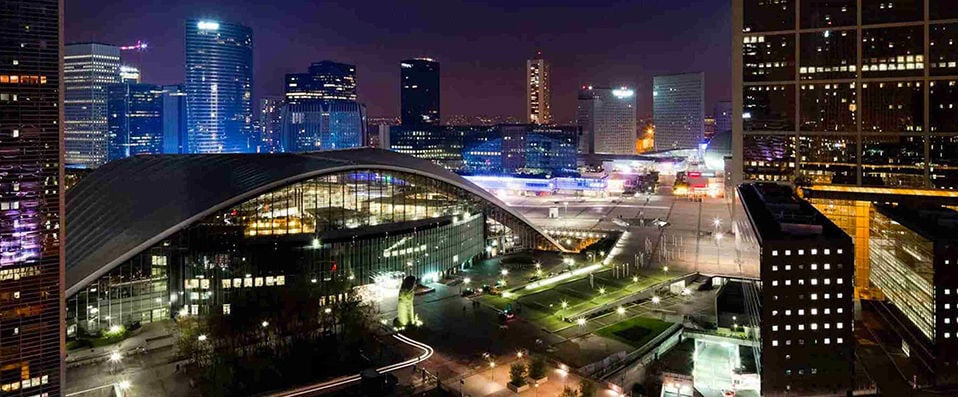 Pullman Paris La Défense ★★★★★ - Au  cœur d'un des plus grands centres d'affaires d'Europe. - La Défense, France