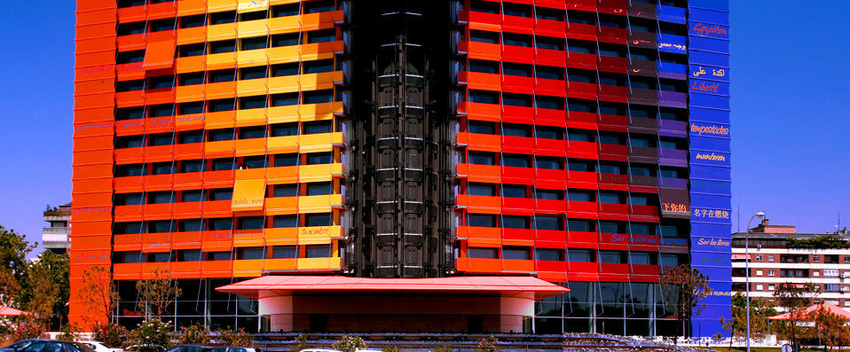 Silken Puerta America ★★★★★ - Madrid dans une œuvre d’art futuriste 5 étoiles. - Madrid, Espagne