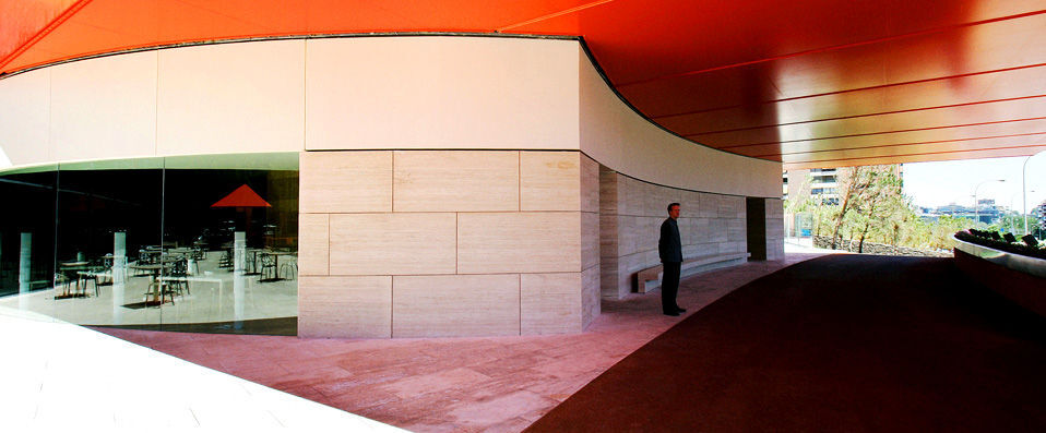 Silken Puerta America ★★★★★ - Madrid dans une œuvre d’art futuriste 5 étoiles. - Madrid, Espagne