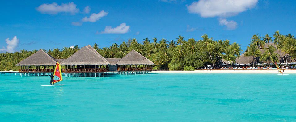 Medhufushi Island Resort ★★★★ - Un hôtel au charme rustique sur une île paradisiaque des Maldives. - Maldives