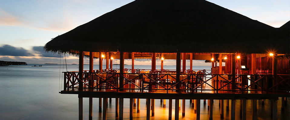 Medhufushi Island Resort ★★★★ - Un hôtel au charme rustique sur une île paradisiaque des Maldives. - Maldives