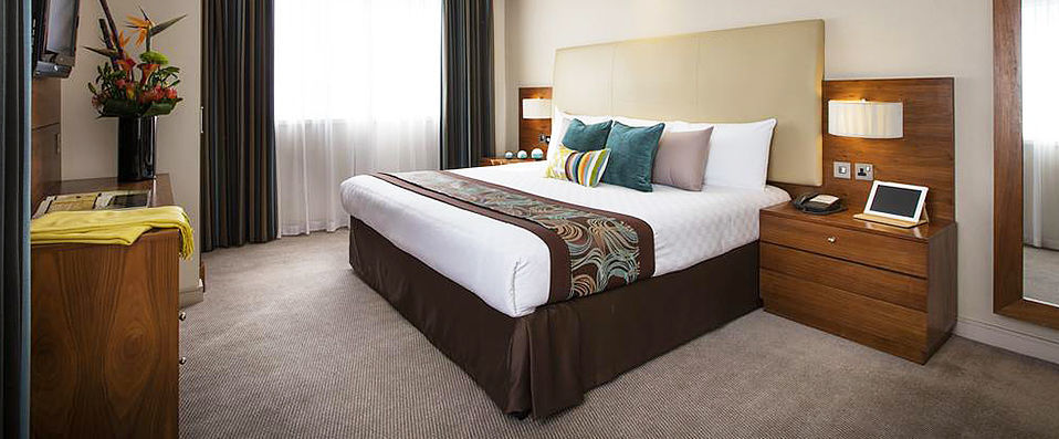 Thistle Kensington Gardens ★★★★ - Contemporary hotel near London’s royal palaces and parks. - London, United Kingdom
