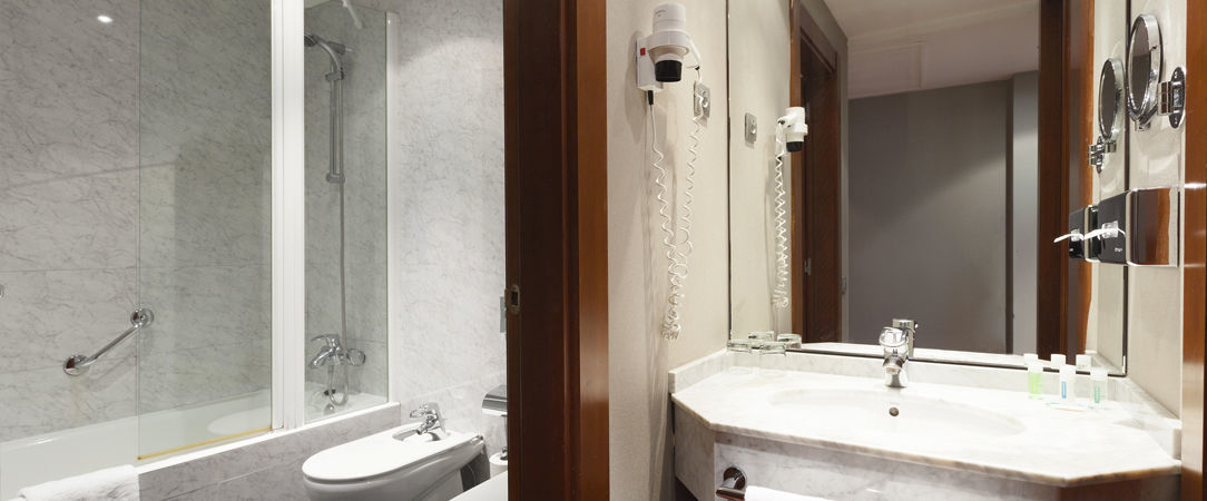 URH Palacio de Oriol ★★★★ - Impressive luxury and ocean views along the Basque coast - Bilbao, Spain