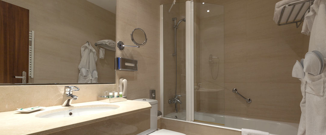 URH Palacio de Oriol ★★★★ - Impressive luxury and ocean views along the Basque coast - Bilbao, Spain