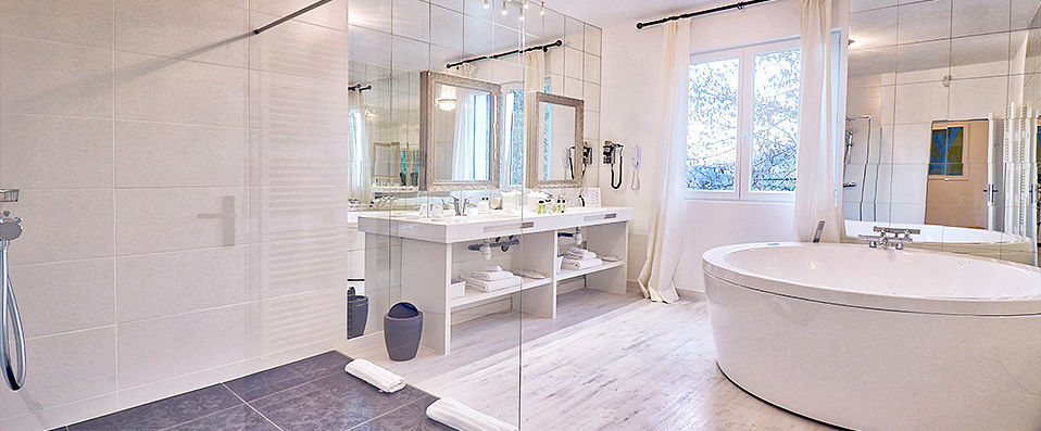 Grand Hôtel Belfry ★★★★ - A radiant retreat overlooking the Sanctuary of Lourdes - Lourdes, France