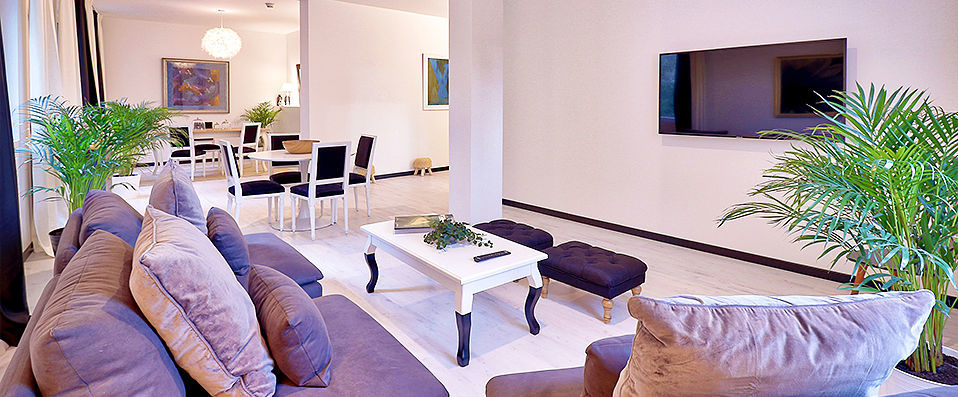 Grand Hôtel Belfry ★★★★ - A radiant retreat overlooking the Sanctuary of Lourdes - Lourdes, France