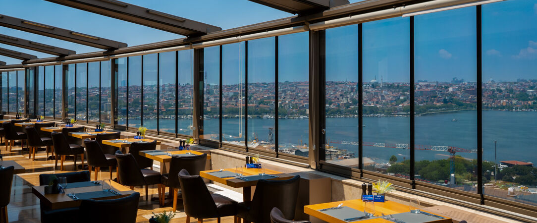Radisson Blu Pera ★★★★★ - Les beautés de Constantinople décuplées avec la signature Radisson Blu. - Istanbul, Turquie