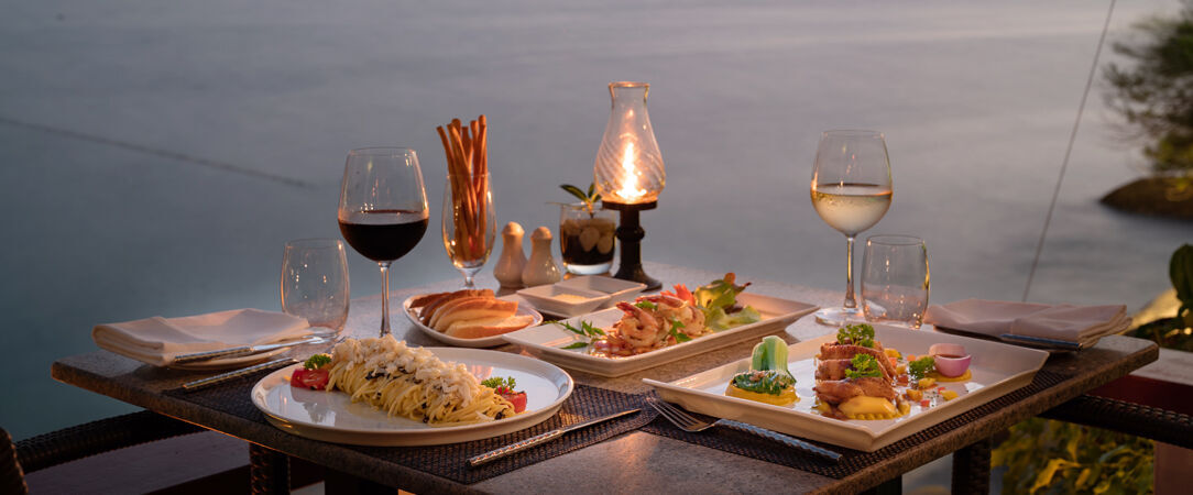 Mom Tri's Villa Royal ★★★★★ - Spacious luxury suites overlooking Phuket’s most beautiful beach. - Phuket, Thailand
