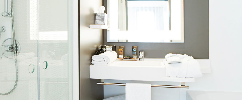 Novotel Suites Lille Europe ★★★★ - Dernière minute - Au pied de la gare de Lille. - Lille, France