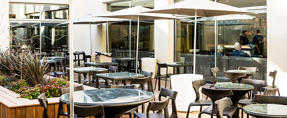 Novotel Lille Centre Gares ★★★★ - Last Minute - Modern comfort in the heart of Lille. - Lille, France