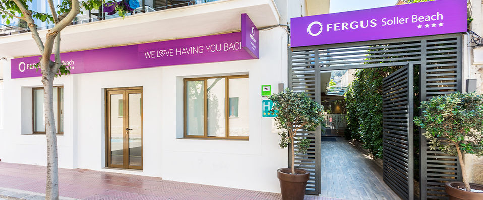 FERGUS Style Soller Beach ★★★★ - Magical Mallorcan setting nestled between the sea and mountains - Mallorca, Spain