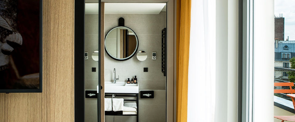 Mercure Paris 17 Batignolles ★★★★ - Last Minute - Fabulously luxurious address in Paris’ 17th arrondissement. - Paris, France