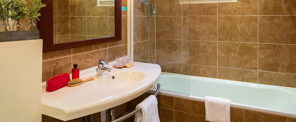 Mercure Rambouillet Relays du Château ★★★★ - Last Minute - Last-minute royal luxury on the verdant outskirts on Paris. - Rambouillet, France