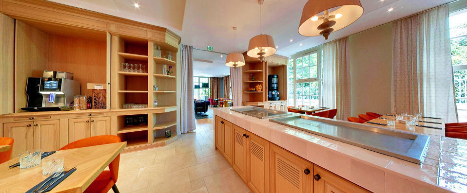 Mercure Rambouillet Relays du Château ★★★★ - Last Minute - Last-minute royal luxury on the verdant outskirts on Paris. - Rambouillet, France