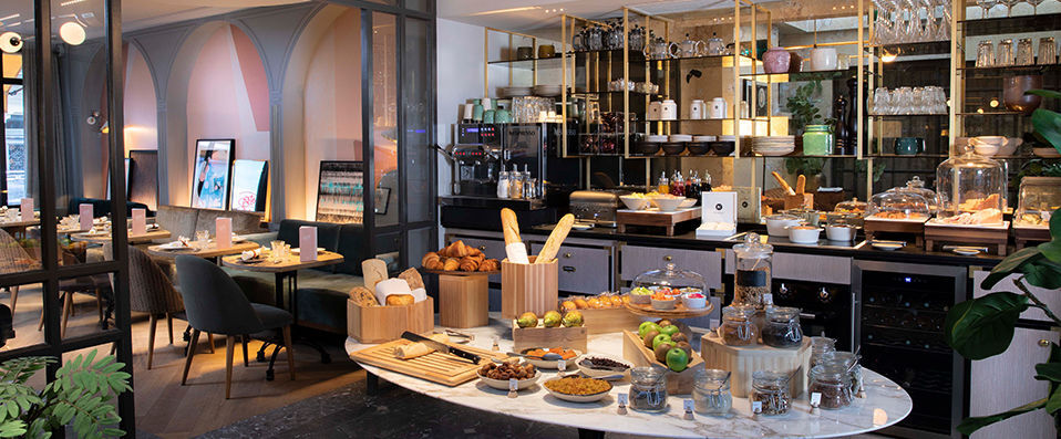 Maison ELLE ★★★★ - Raffinement urbain au cœur du 17ème arrondissement. - Paris, France