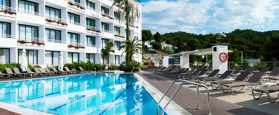 Gran Hotel Reymar & Spa Superior ★★★★ - Escapade 100 % détente sur une plage paradisiaque de la Costa Brava. <b>Demi-pension offerte !</b> - Costa Brava, Espagne