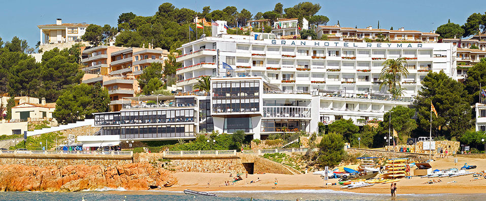 Gran Hotel Reymar & Spa Superior ★★★★ - Escapade 100 % détente sur une plage paradisiaque de la Costa Brava. <b>Demi-pension offerte !</b> - Costa Brava, Espagne