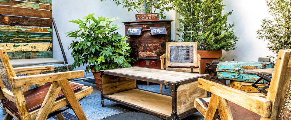 Kube Paris Hotel & Ice Bar ★★★★ - Cutting-edge technology and world-class style in Paris. - Paris, France
