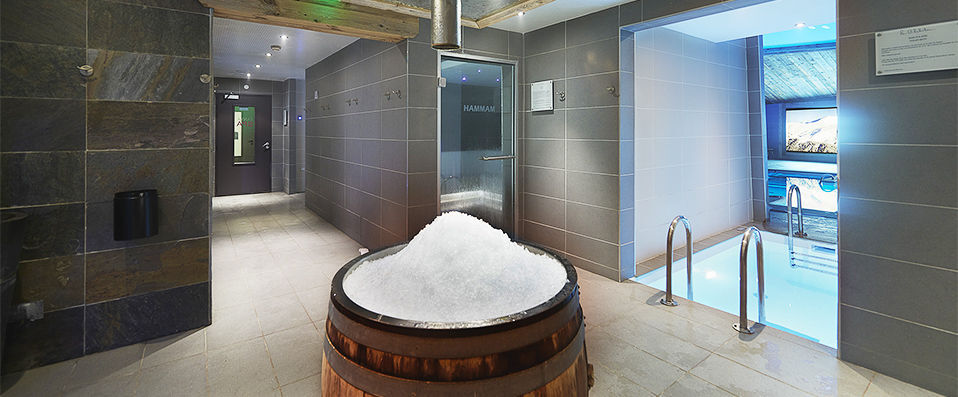 Le Chabichou ★★★★ - Fall under the spell of this gastronomic residence in glamorous Courchevel. - Courchevel, France