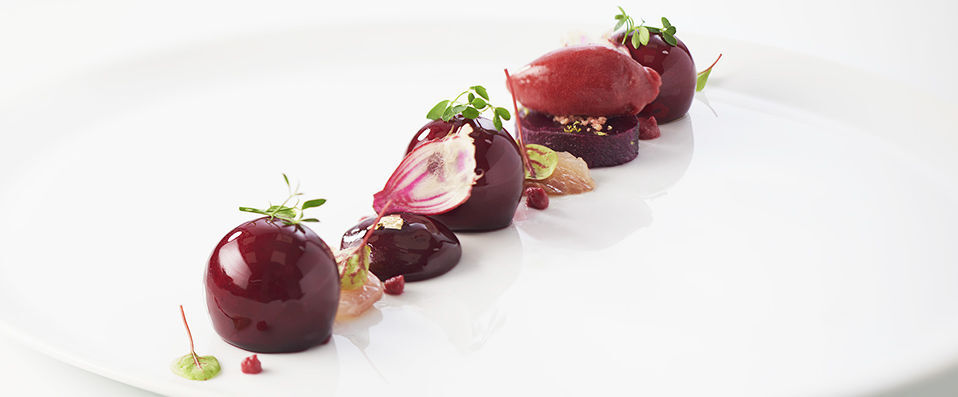 Le Chabichou ★★★★ - Fall under the spell of this gastronomic residence in glamorous Courchevel. - Courchevel, France