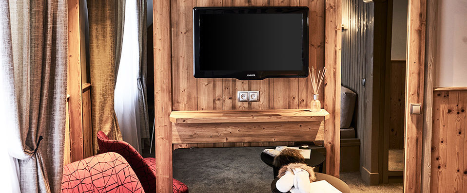 Le Chabichou ★★★★ - Fall under the spell of this gastronomic residence in glamorous Courchevel. - Courchevel, France