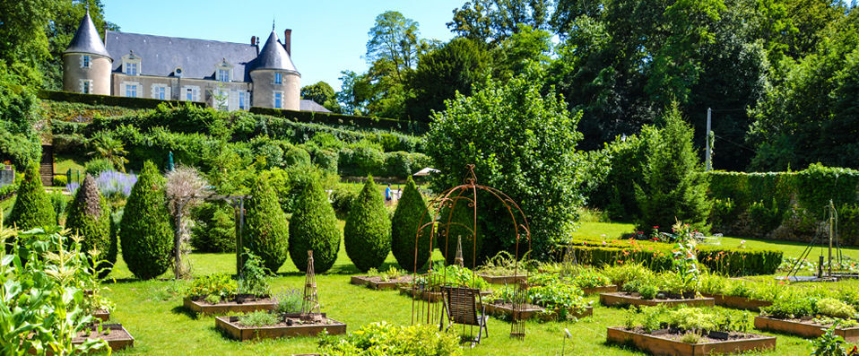 Château de Pray ★★★★ - A romantic escape tucked away in the idyllic Loire Valley. - Centre-Val de Loire, France