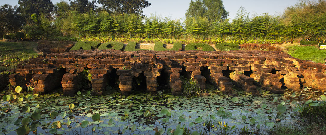 Sofitel Angkor Phokeethra Golf & Spa Resort ★★★★★ - Atmospheric al fresco spaces, a luxurious swim up bar and a tasteful wine room. - Siem Reap, Cambodia