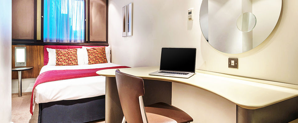 Corus Hotel Hyde Park ★★★★ - Gorgeous Georgian hotel on the edge of London’s Hyde Park - London, United Kingdom