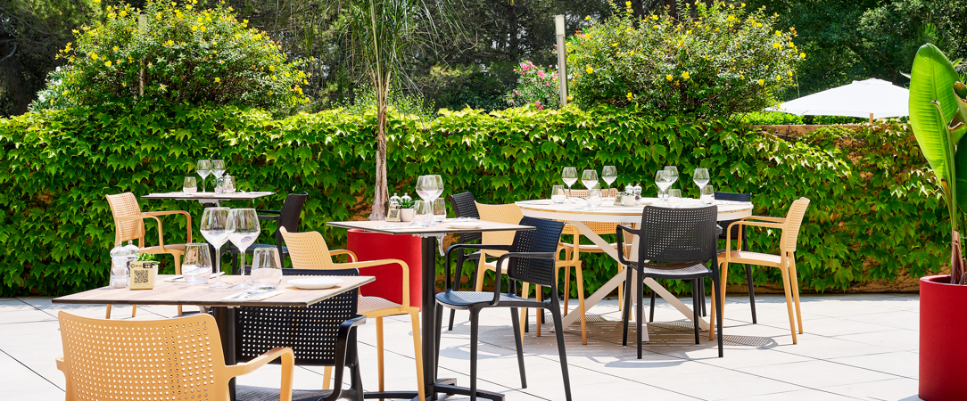 Hôtel Birdy by HappyCulture ★★★★ - Relaxing golf-side sanctuary in traditional Provençal France. - Aix-en-Provence, France