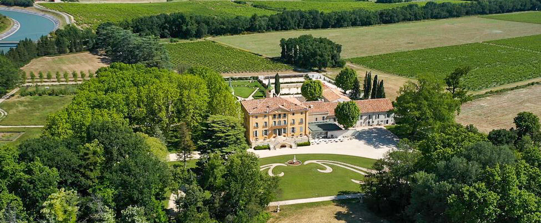 Château de Fonscolombe ★★★★★ - Refined and simple elegance at a Château. - Provence, France